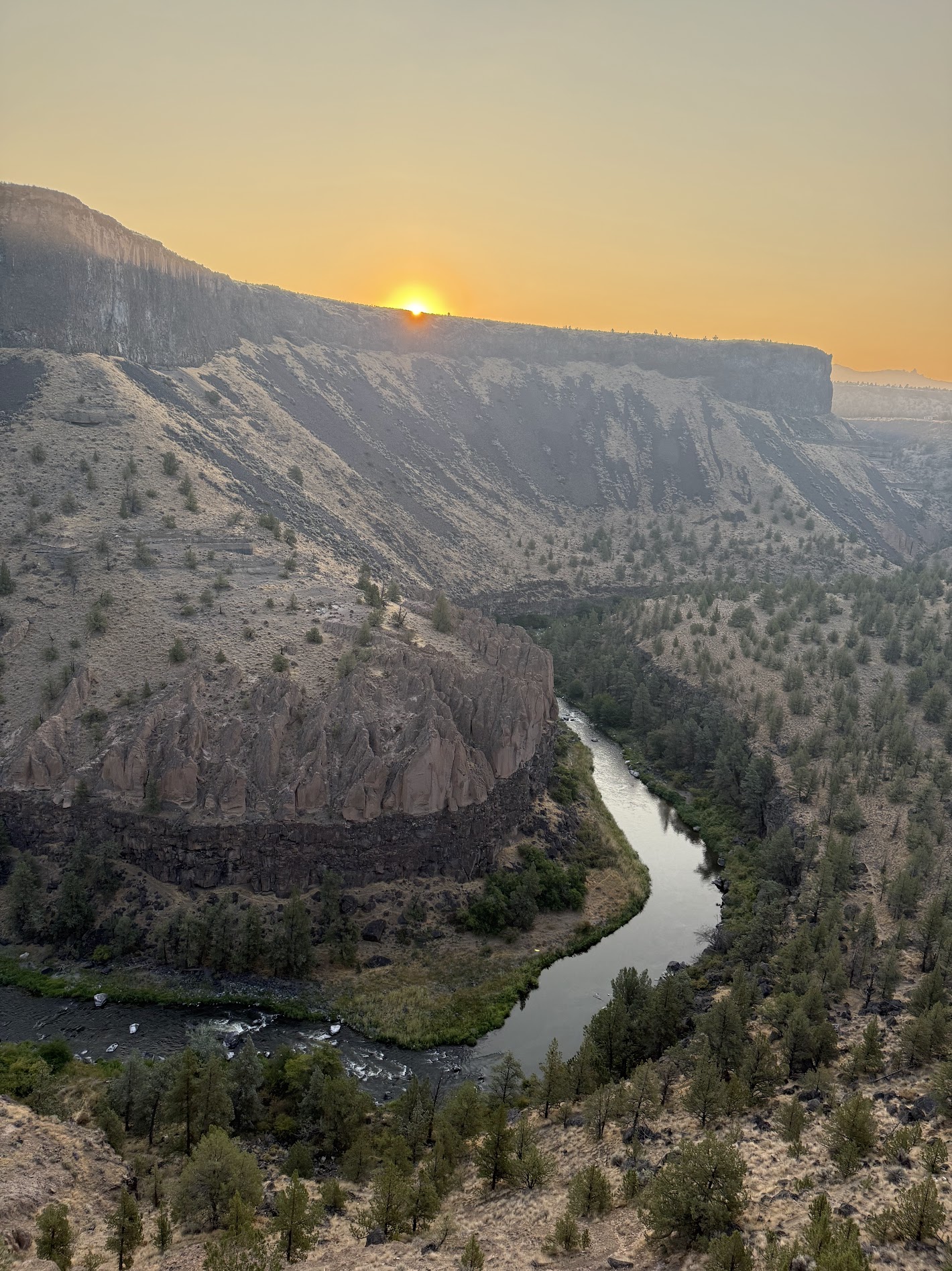 Crooked River canyon at sunset from RV park Terrebonne Oregon
